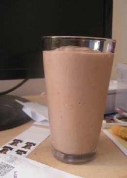 Low-Fat Peanut Butter Cup Smoothie