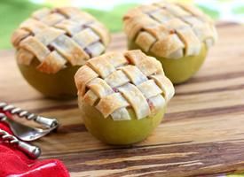 Apple Lattice Pie Baked in an Apple