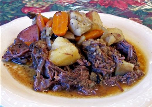 Pot Roast with Potatoes, Carrots and Onion