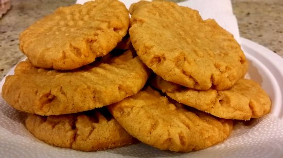 Don Pon's Simply Delicious Easy Peanut Butter Cookies