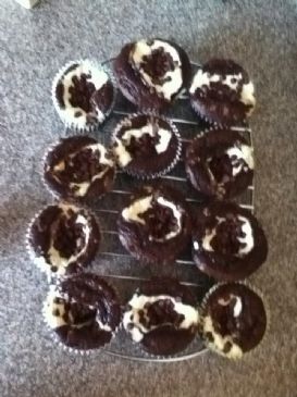 Black Bottom Cupcakes (HG RECIPE)