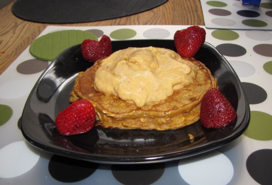 Creamy Banana Pumpkin Pancakes (H.G. Adaptation)