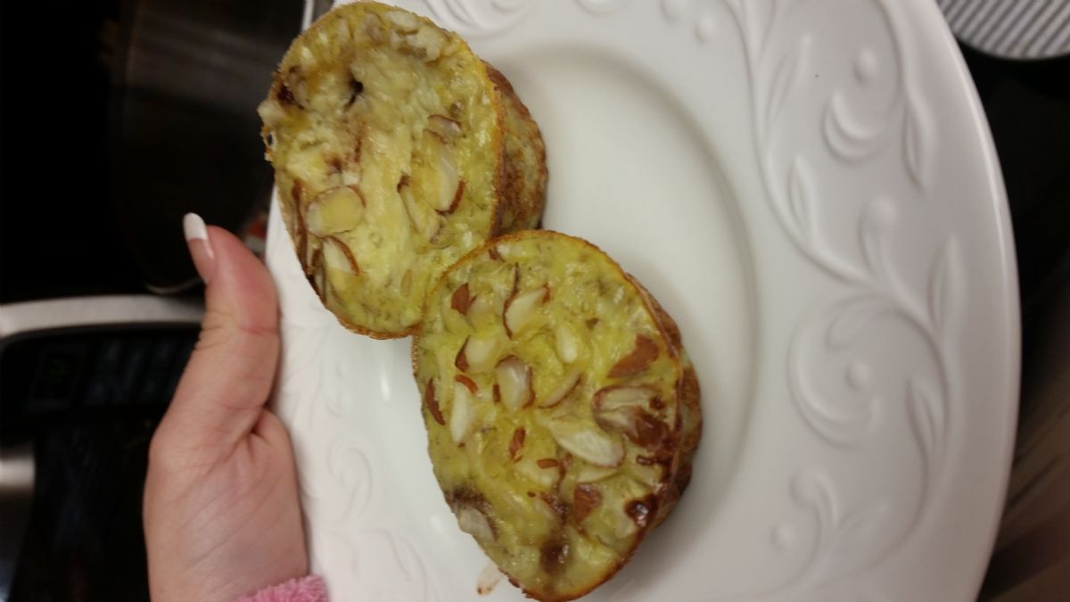 Almond Chocolate Banana egg muffin