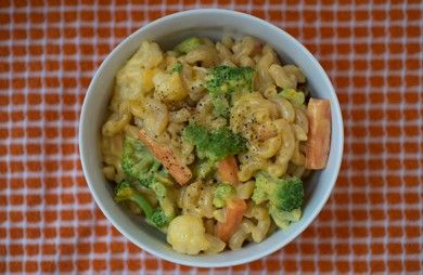 Six-Ingredient Cheesy Veggie Pasta