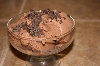 Homemade Chocolate Peanut Butter Ice Cream