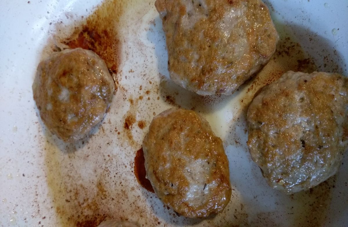 Breakfast turkey sausage patties