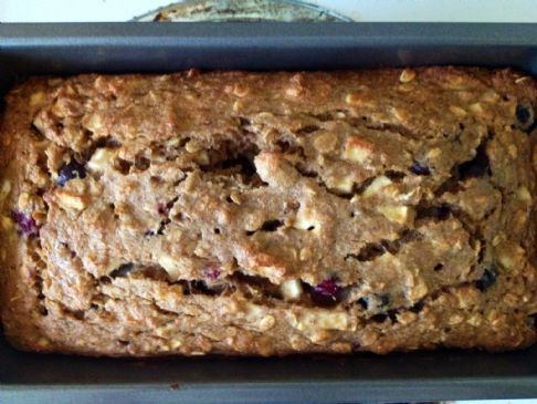 Whole wheat oatmeal apple berry bread