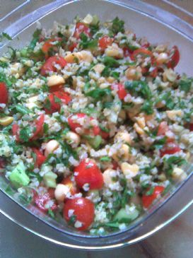 Tabbouleh salad with chickpeas
