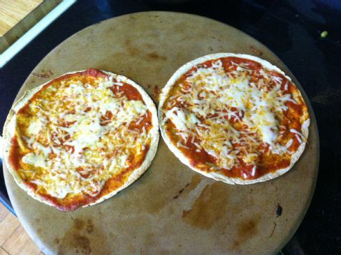 Low Carb Mini Cheese Pizzas