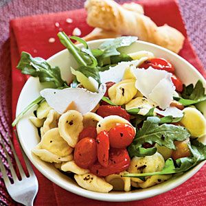 Farfelle with Roasted Peppers and Arugula
