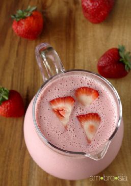 Ambrosia's Strawberry Lassi (Smoothie)