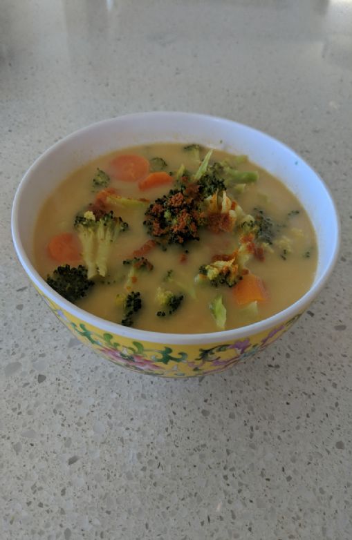 Broccoli carrot coconut soup