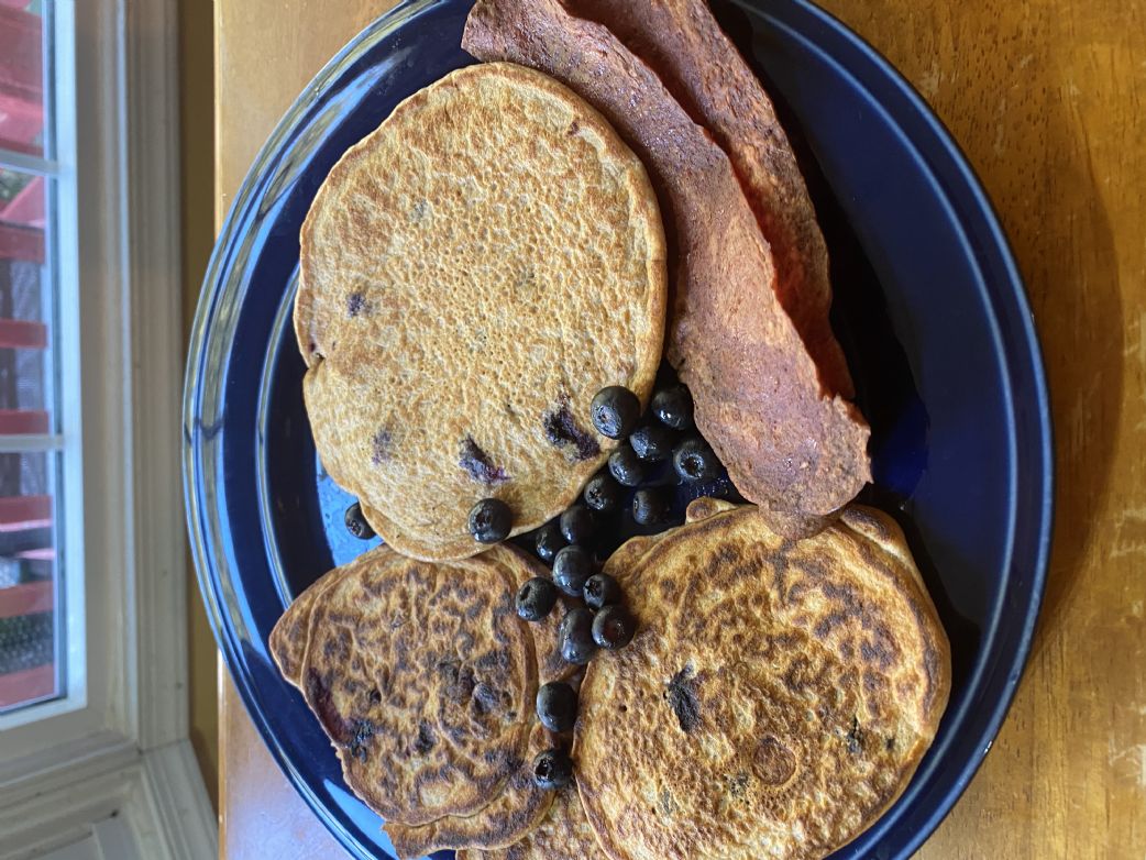 Protein pancakes (oats, egg sub, ctg chz)