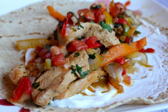 Chicken and Peppers Fajitas