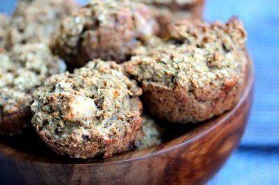 fANNEtastic Food's Banana Nut Quinoa Muffins