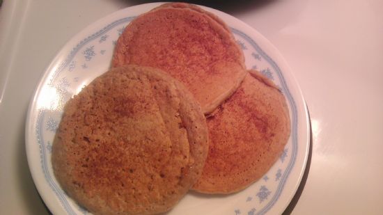 Apple Cinnamon Oatmeal Pancakes