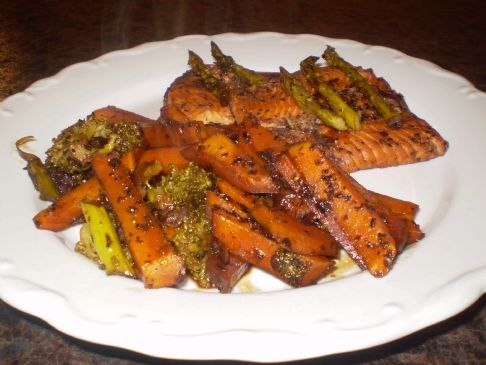 Sweet Balsamic Salmon and Veggies (Meditteranean)