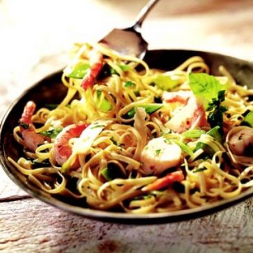 Scallops and Shrimp with Linguine