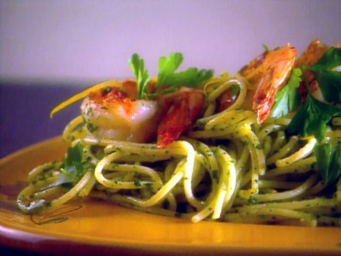 Spaghetti with Spinach Pesto