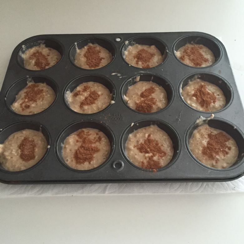 Vegan Applesauce Oatmeal Muffins