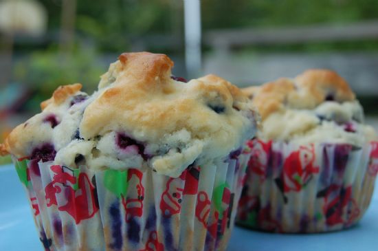 3 pt Moms blueberry muffins