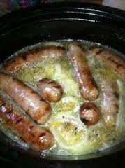 Beer ?n Brats in a Slow Cooker