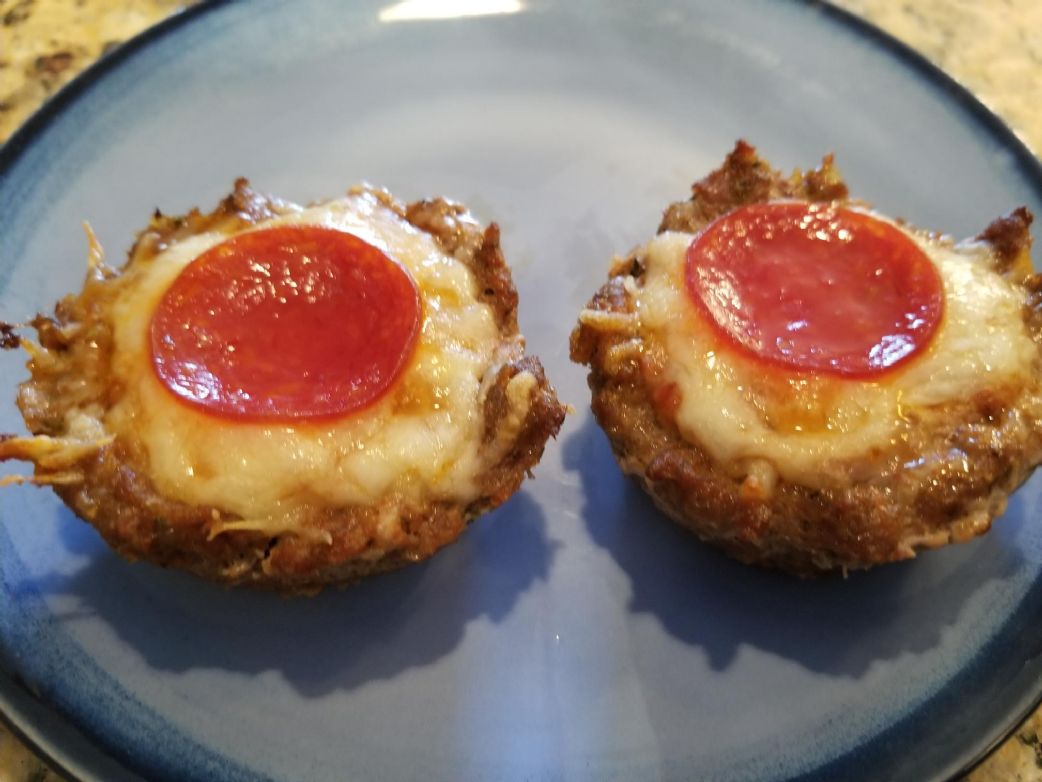 Pizza Meatloaf Muffins