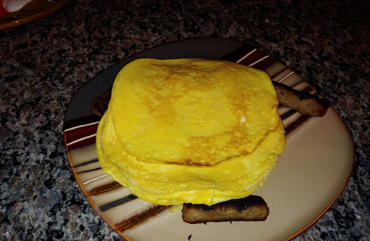 Keto 3 ingredient pancakes