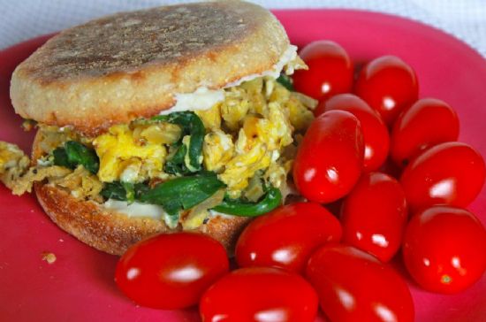 Veggie and Egg Breakfast Sandwich