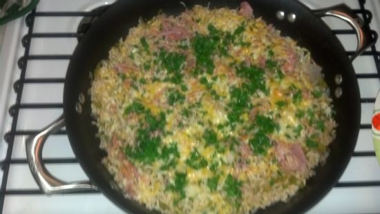 Cheddary Ham And Rice Casserole