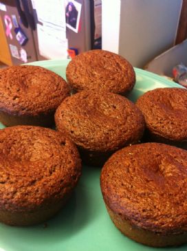 Rich Gingerbread Muffins