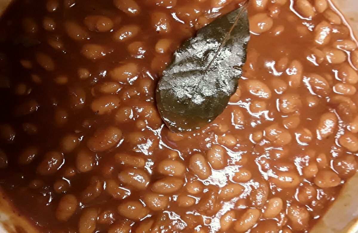 English style beans (pressure cooker)