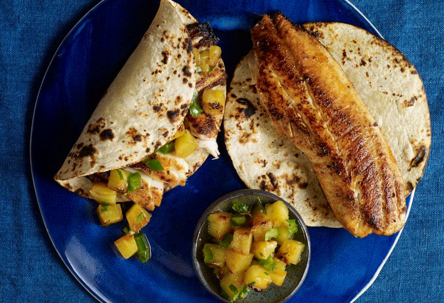 Grilled pineapple salsa