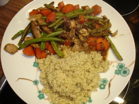 Chicken, carrot and bulgur dinner