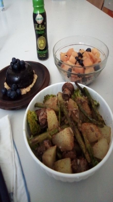 Roast potato, mushroom, broccoli and asparagus