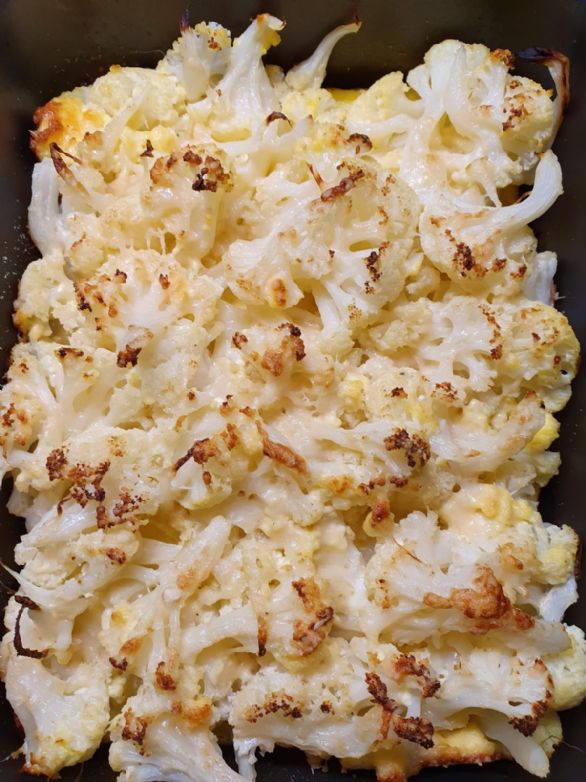 Baked Cauliflower with cottage cheese and eggs
