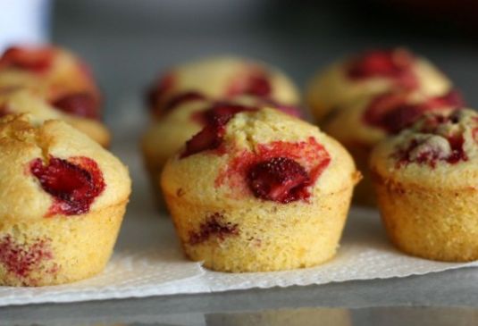 Mixed Berry Cornmeal Muffins