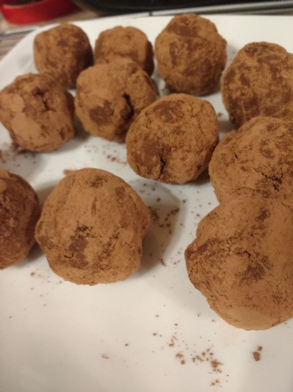 Chocolate Protein Truffles