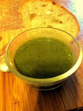 Delightful Kale, Broccoli, Spinach Green Soup