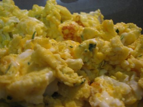 Basil scrambled eggs with spinach , mushrooms, bacon and cheese {Protein meal}