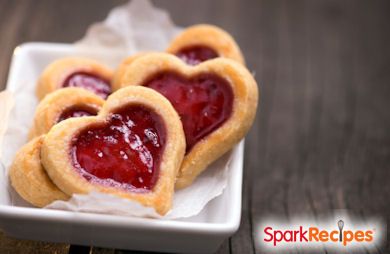 91-Calorie Almond and Jam Cookies