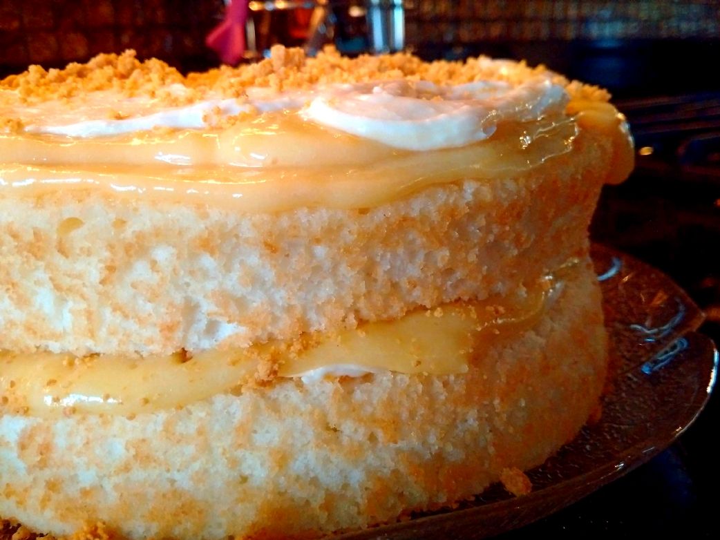 Lemon Crumble Cake