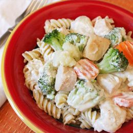 Creamy Chicken and Rotini Primavera