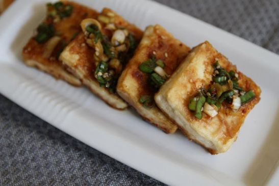 Doobu Jorim (Soy Seasoned Tofu)