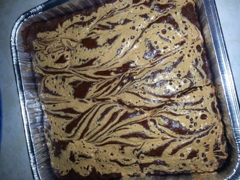 Skinny Peanut Butter Swirl Brownies