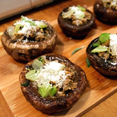 BEYOND BEEF STUFFED MUSHROOMS