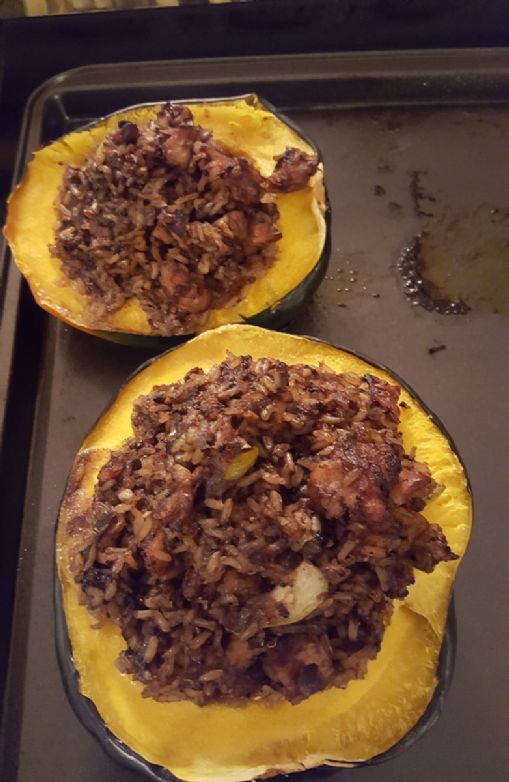 Chicken,apple,quinoa stuffed acorn squash