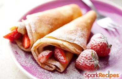 Fluffy Strawberry Crepes