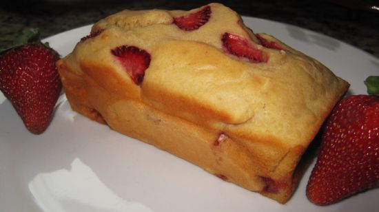 Strawberry Snack Cake