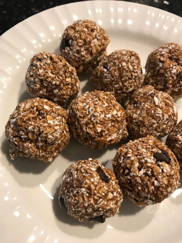 Chocolate Peanut Butter (PB2) Energy Bites - 50 calories each!